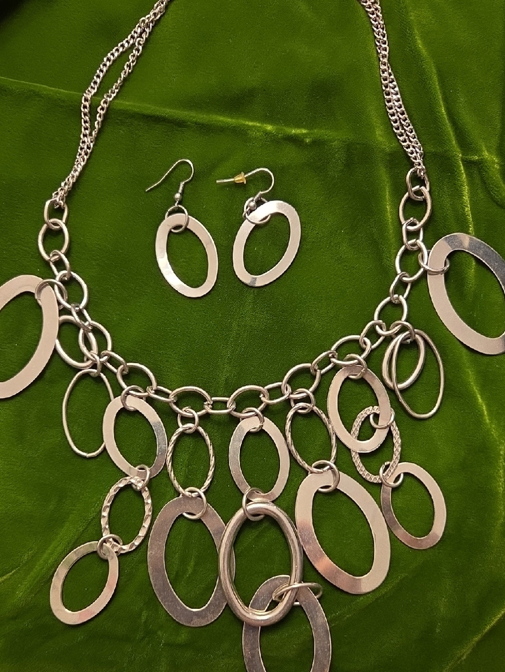 Silver Oval Link Statement 18" Necklace and Earring Set